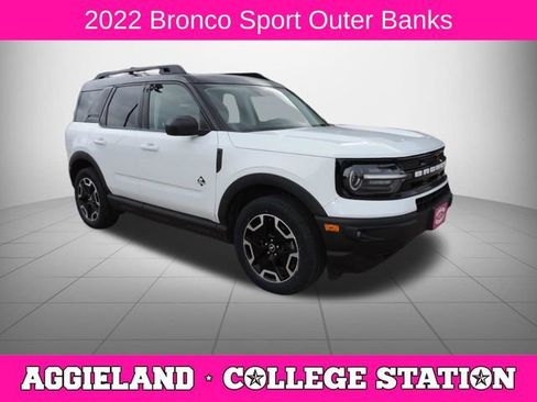 Used 2022 Ford Bronco Sport Outer Banks w/ Tech Package AWD/4WD image 1