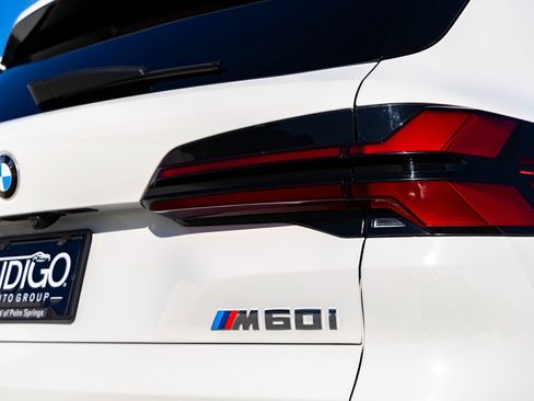 Used 2024 BMW X5 M60i image 11