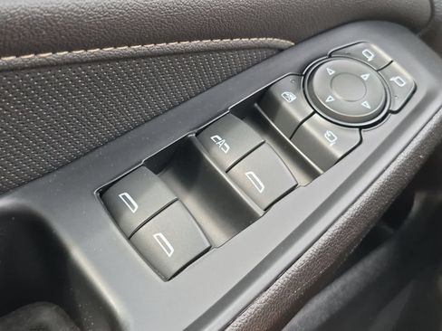 Used 2023 Chevrolet Traverse Premier w/ Redline Edition AWD/4WD image 32
