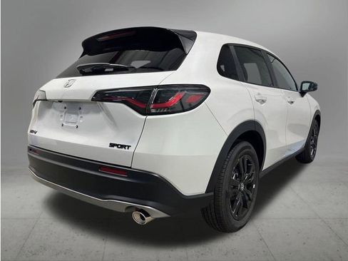 New 2027 Honda HR-V Sport image 5