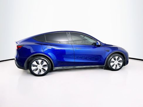 Used 2023 Tesla Model Y Long Range AWD/4WD image 10