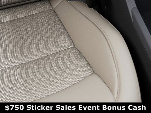 New 2025 Kia Niro EX image 25