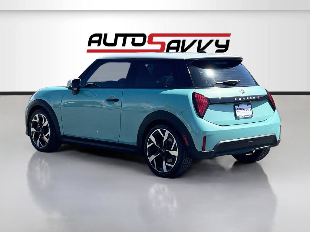 Used 2025 MINI Cooper S FWD image 5