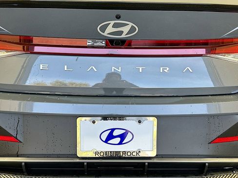 New 2026 Hyundai Elantra Sport image 20