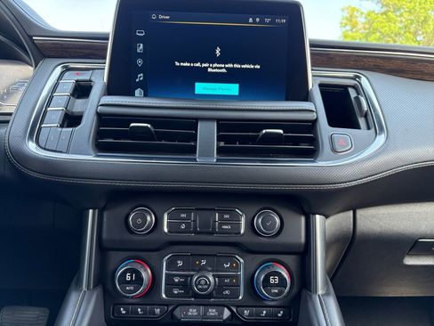 Used 2023 Chevrolet Suburban Premier RWD image 29