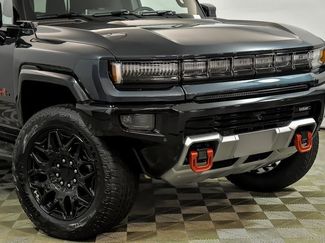 New 2025 GMC Hummer EV 2X w/ LPO, Sport Package video 2