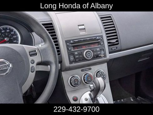 Used 2010 Nissan Sentra 2.0 SR FWD image 17
