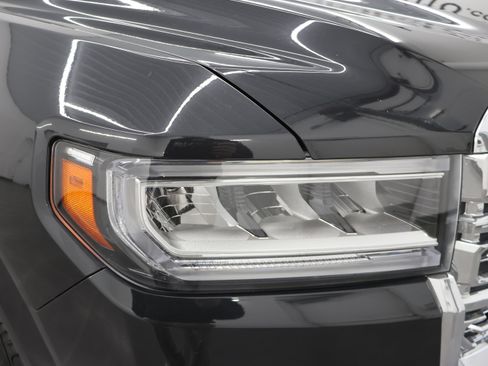 Used 2020 GMC Acadia Denali w/ Trailering Package image 32