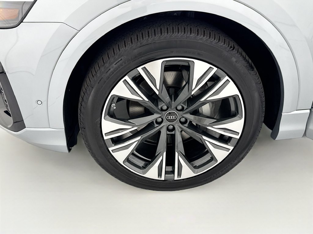 Used 2026 Audi Q8 Premium Plus w/ Premium Plus Package AWD/4WD image 30