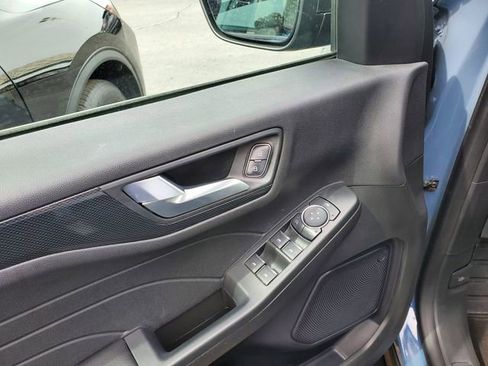 Used 2024 Ford Escape ST-Line w/ Tech Pack #1 image 10