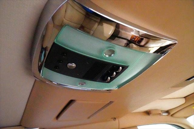 Used 2009 Rolls-Royce Phantom Sedan RWD image 17