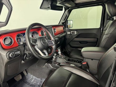 Used 2022 Jeep Gladiator Rubicon w/ Cold Weather Group AWD/4WD image 13