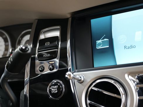 Used 2014 Rolls-Royce Wraith RWD image 44