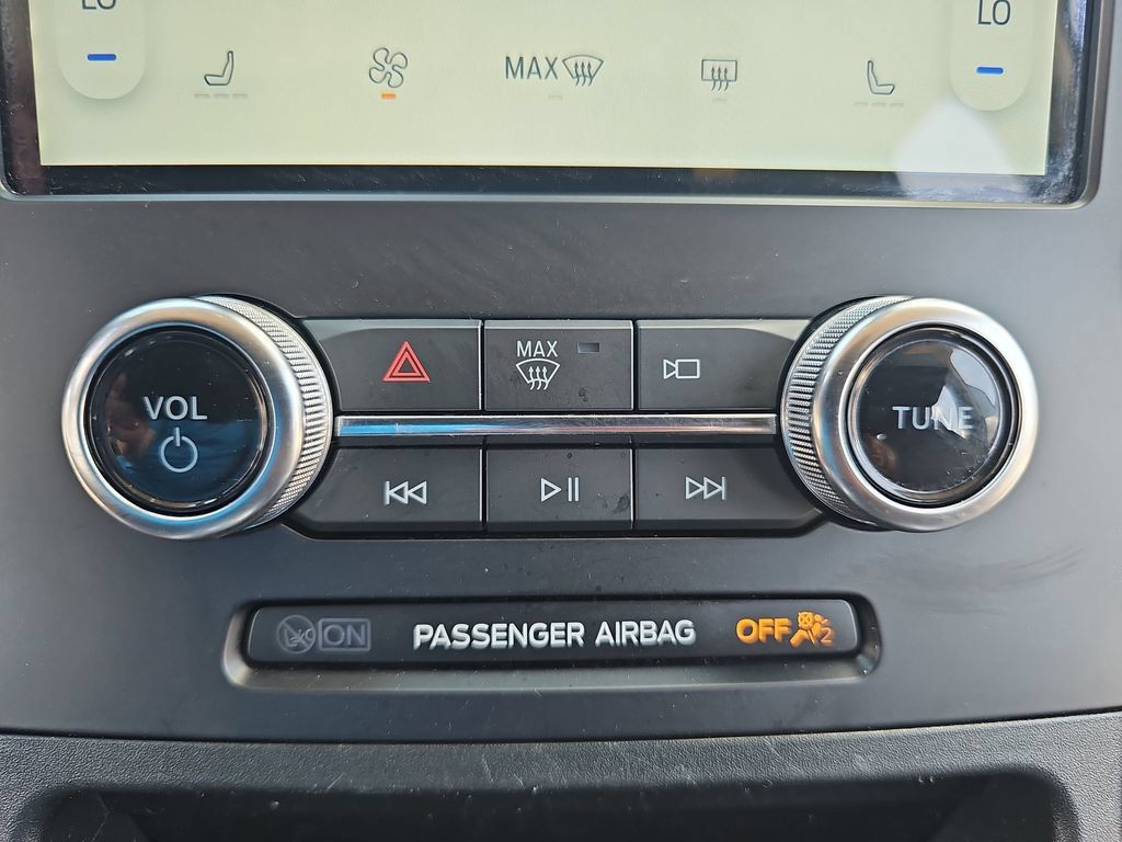Used 2024 Ford Edge SEL AWD/4WD image 22