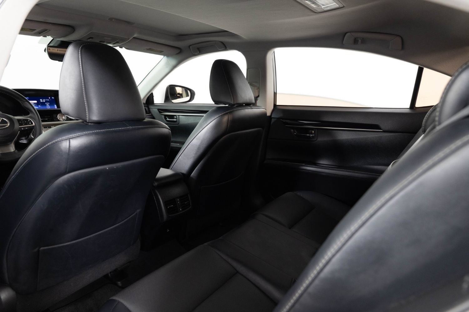 Used 2017 Lexus ES 350 w/ Accessory Package FWD image 19