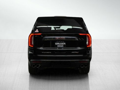 Used 2023 GMC Yukon XL AT4 w/ AT4 Premium Package image 5