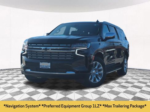 Used 2021 Chevrolet Suburban Premier w/ Premium Package image 2