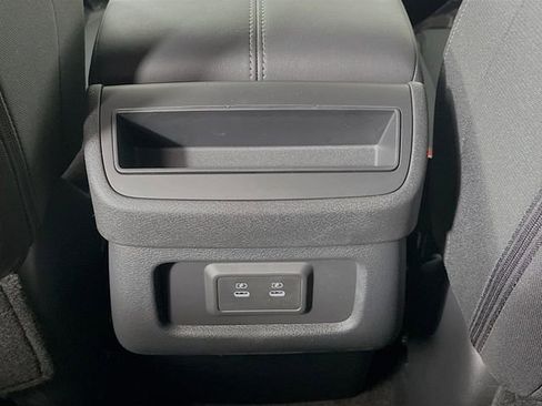 New 2026 Nissan Pathfinder SV image 15