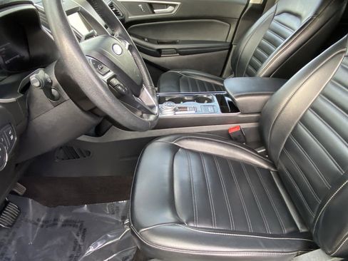Used 2020 Ford Edge SEL w/ Convenience Package image 16