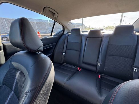 Used 2025 Nissan Altima 2.5 SR image 39