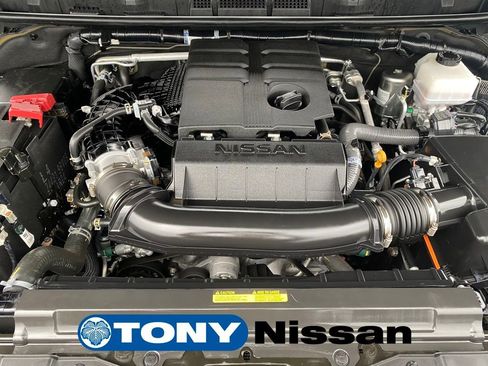 Used 2024 Nissan Frontier SV w/ Technology Package image 10