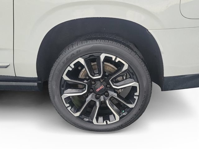 Used 2022 GMC Yukon XL Denali RWD image 40