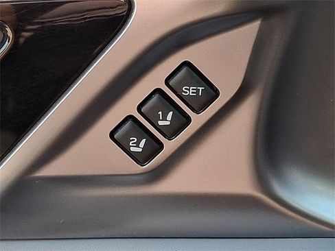 Used 2024 Subaru Legacy Limited image 30