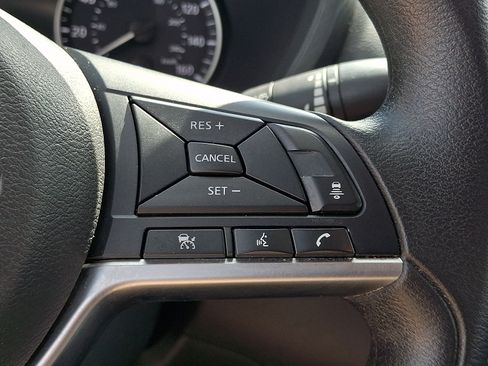 Certified 2025 Nissan Sentra SV FWD image 24