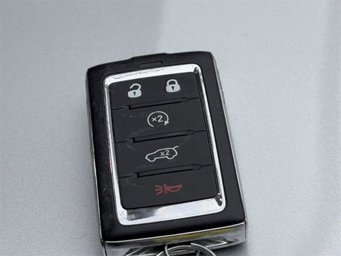 Used 2024 Jeep Grand Cherokee L Limited w/ Luxury Tech Group II image 66