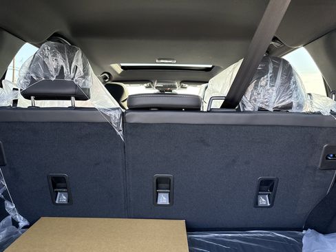 New 2026 Subaru Outback Limited AWD/4WD image 7
