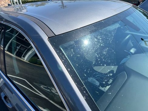 Used 2021 Chevrolet Traverse LS FWD image 5