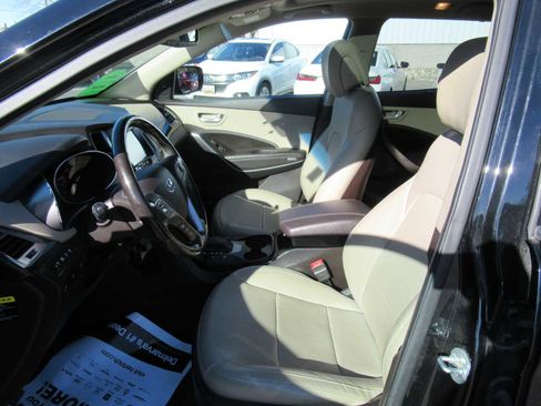 Used 2017 Hyundai Santa Fe Sport w/ 2.4L Tech Package 04 image 25