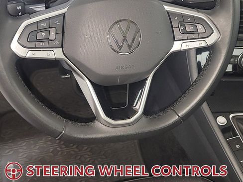 Used 2024 Volkswagen Jetta SE image 16