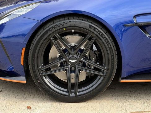 New 2025 Aston Martin V8 Vantage Coupe image 4