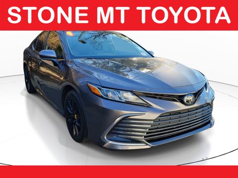 Used 2024 Toyota Camry LE image 1