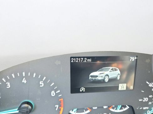 Used 2022 Ford Escape SEL w/ SEL Stealth AWD Package image 14