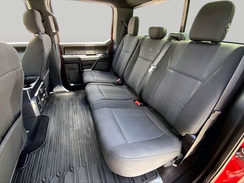 Used 2018 Ford F150 XLT w/ Equipment Group 302A Luxury AWD/4WD image 20