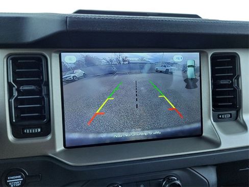 Used 2025 Ford Bronco Outer Banks image 19