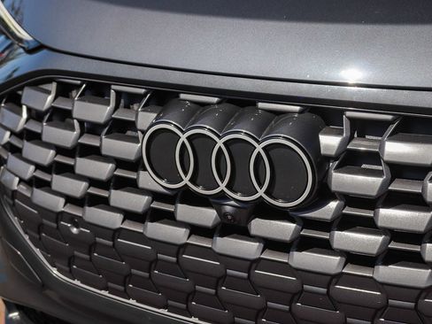 Certified 2025 Audi Q5 Premium Plus AWD/4WD image 12