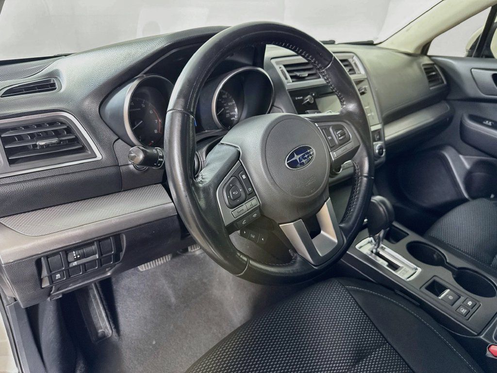 Used 2016 Subaru Outback 2.5i Premium AWD/4WD image 9