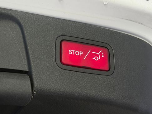 Used 2019 Mercedes-Benz GLA 250 4MATIC image 22