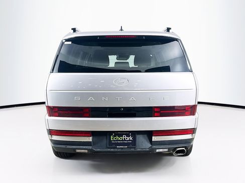 Used 2024 Hyundai Santa Fe Limited FWD image 7