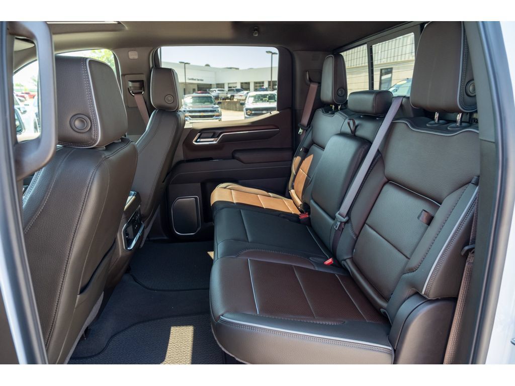 New 2026 GMC Sierra 1500 Denali w/ Technology Package AWD/4WD image 13