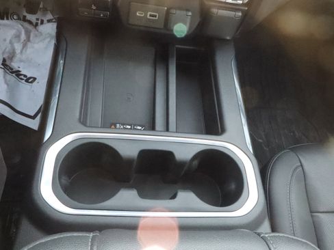 Certified 2022 GMC Sierra 1500 SLT w/ SLT Premium Plus Package image 15