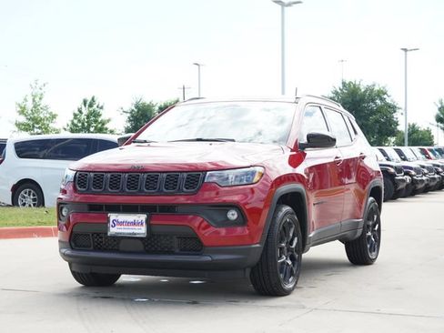 New 2026 Jeep Compass Latitude AWD/4WD image 3