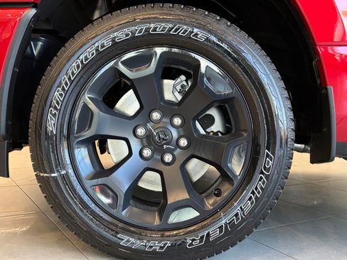 New 2026 RAM 1500 Express AWD/4WD image 11