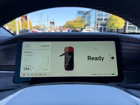 Used 2025 Rivian R1S Adventure image 44