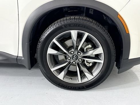 Used 2025 INFINITI QX60 Luxe w/ Lighting Package (N94) FWD image 32