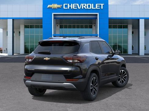 New 2026 Chevrolet TrailBlazer LT w/ Convenience Package FWD image 4