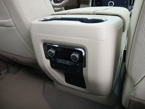 New 2026 GMC Yukon XL Denali AWD/4WD image 32